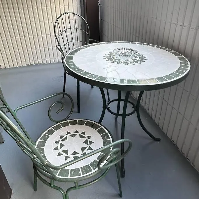 Appartement 105号室花園駅2分ツインベットルームミニキッチンと専用バスルーム付き Osaka Japan